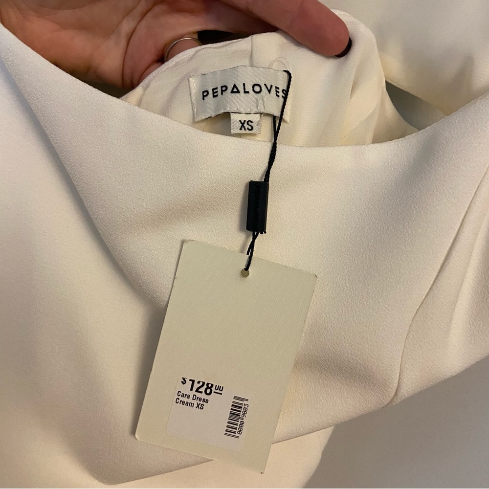 Anthropologie PepaLoves minimalist keyhole back mini dress - Picture 4 of 8